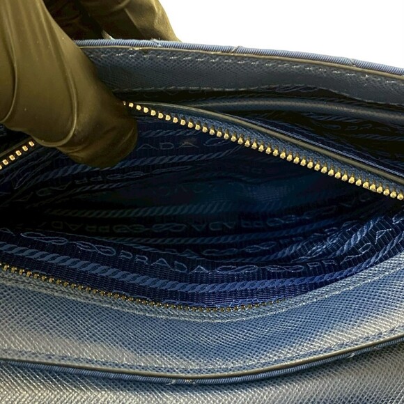 PRADA Blue Leather Saffiano Shoulder Bag - Picture 10 of 10